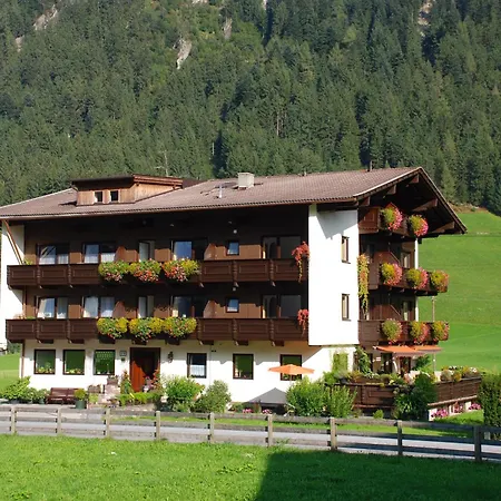 Penzion Apart-garni Alpevita Mayrhofen
