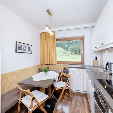 Apart-garni Alpevita 3* Mayrhofen