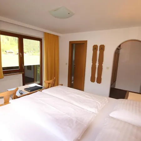 Apart-garni Alpevita Affittacamere 3*